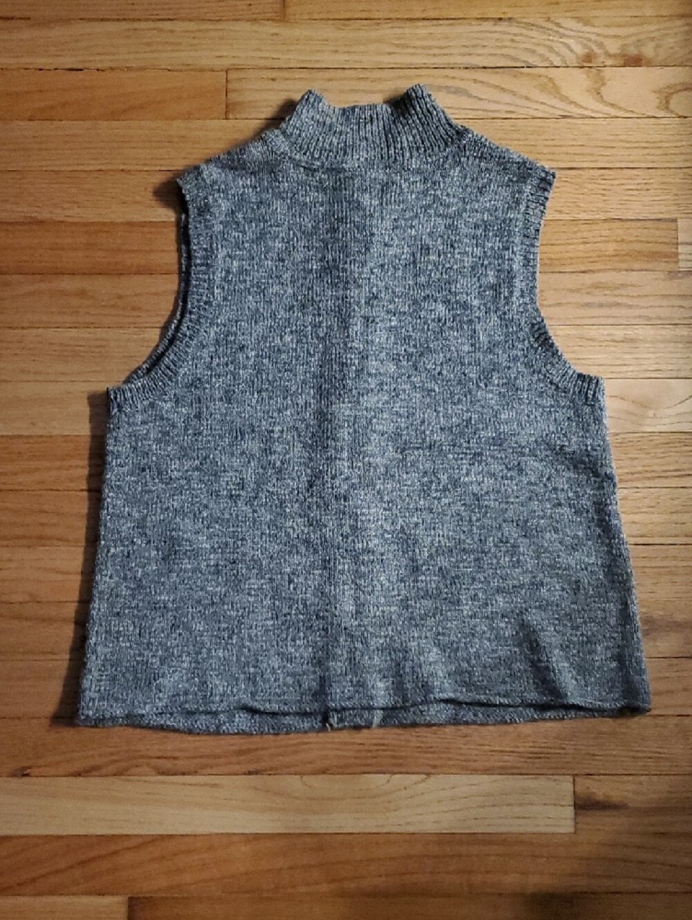 J. Jill Gray Sleeveless Button-Front Knit Vest - Picture 5 of 6
